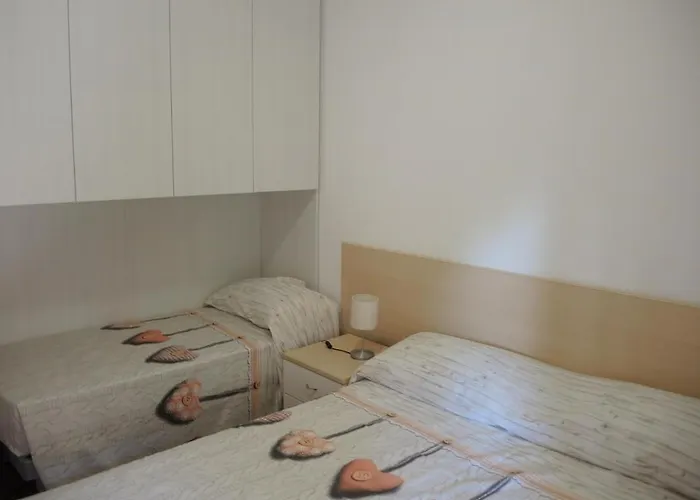 דירה Perfect With Terrace For 4 People - By Beahost